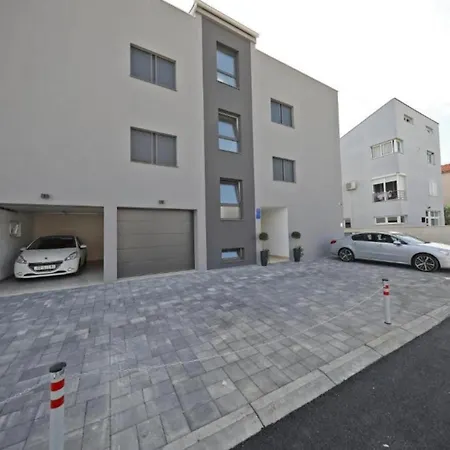 Luxury Majpruz I Lägenhet Zadar