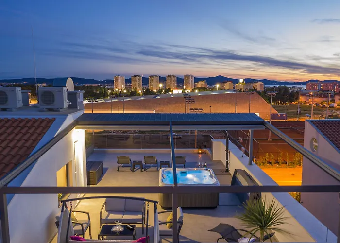 Luxury Majpruz I Lägenhet