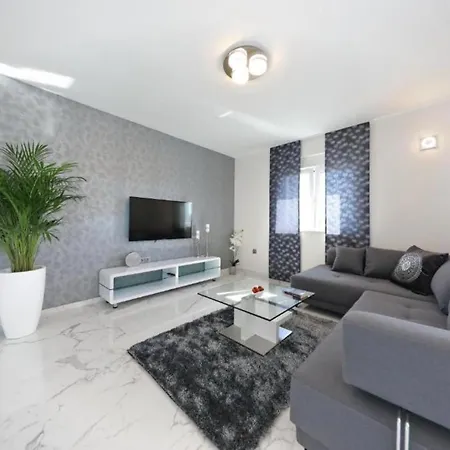 Luxury Majpruz I * Zadar