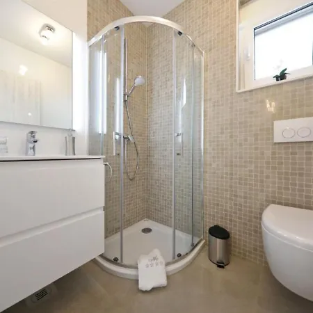 Luxury Majpruz I Apartment