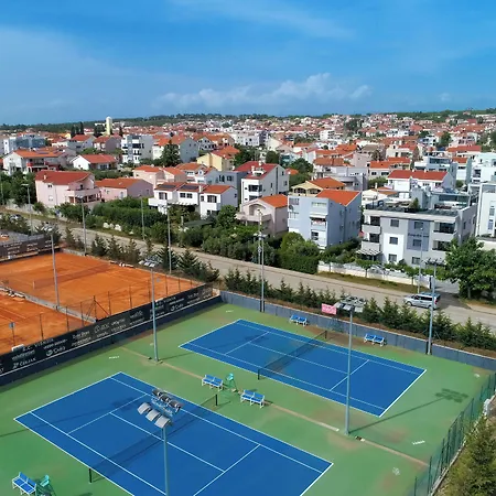 Appartement Luxury Majpruz I *