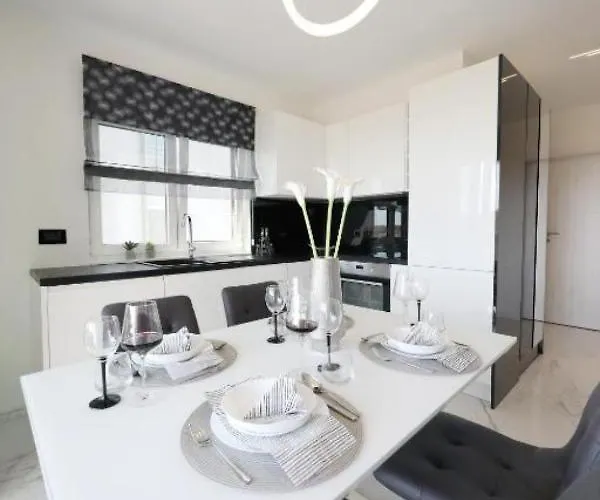 Daire Luxury Majpruz I