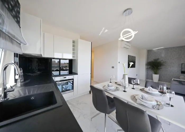 Luxury Majpruz I Apartment *